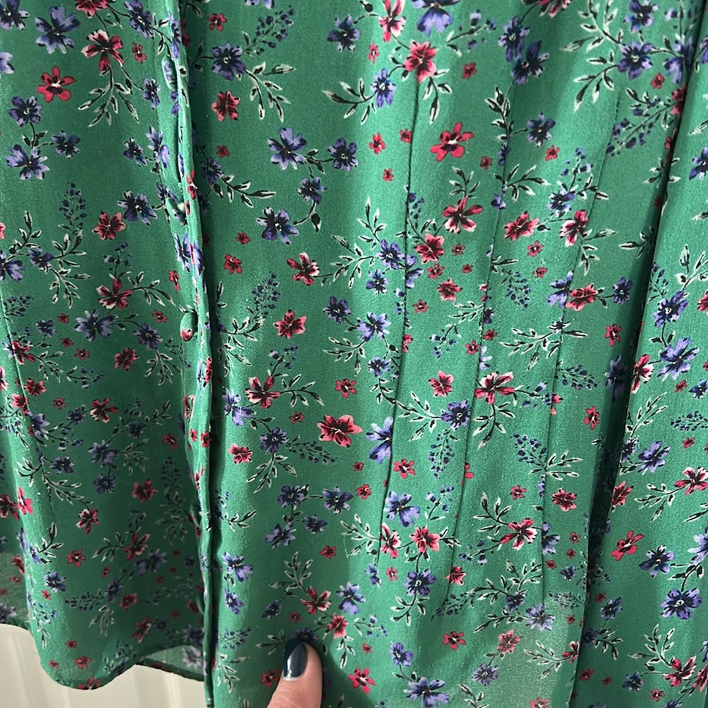 Nicholas Green Silk Button Front Blouse, RTR - Picture 9 of 10